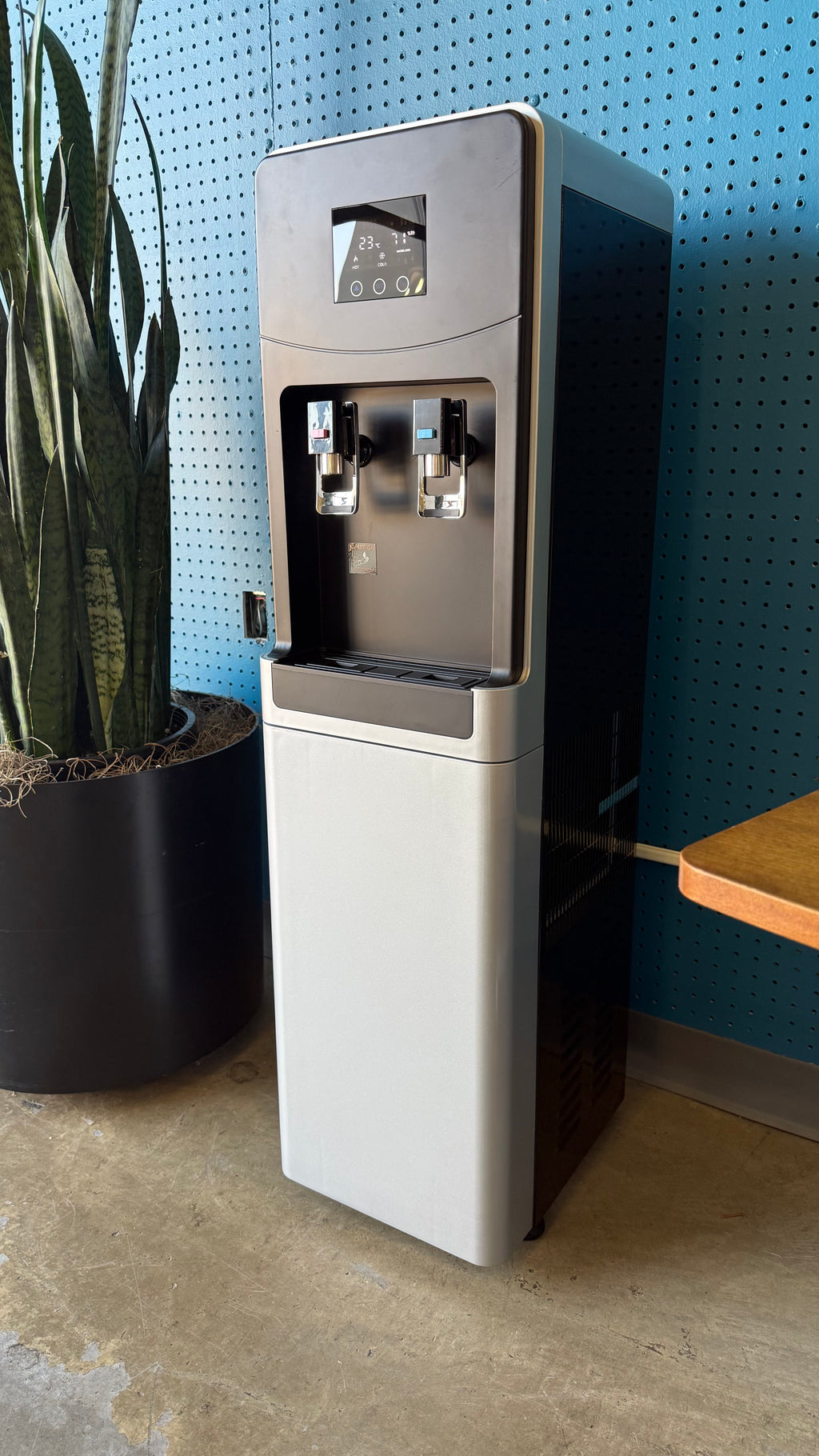 HydroCell™ STANDUP